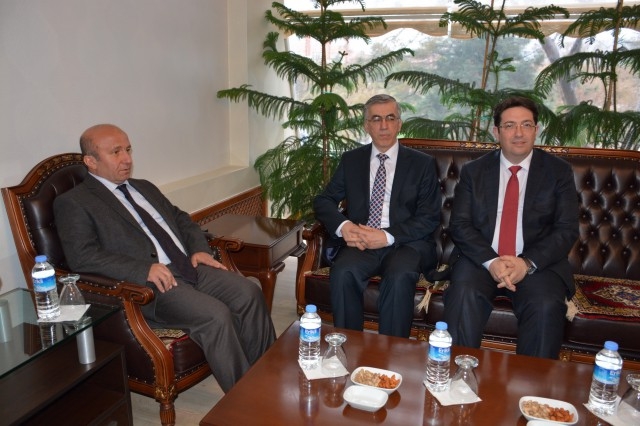 Bakan Yardımcısı Kutbettin Arzu Aksaray’da Bakan Yardımcısı Kutbettin Arzu Aksaray’da
